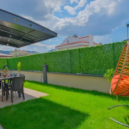 Villa Vılla Söğüt *